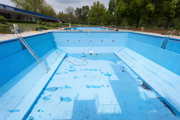 Best Sewage cleanup and water damage restoration  in Cavalero, WA